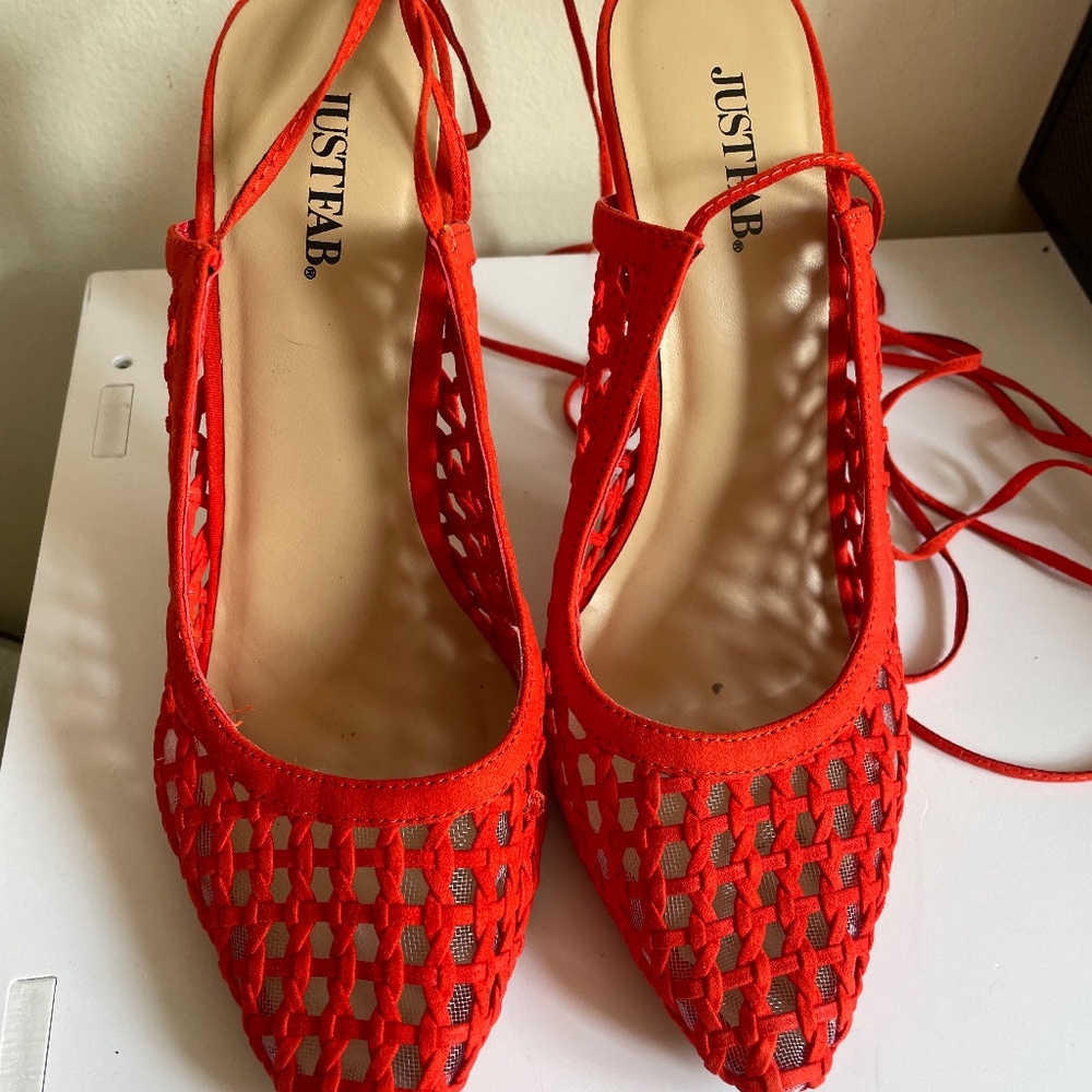 Shoes - Picture 2 of 4